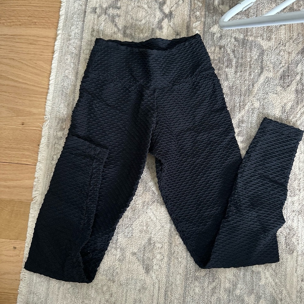 Booty by Brabants Black Textured Leggings